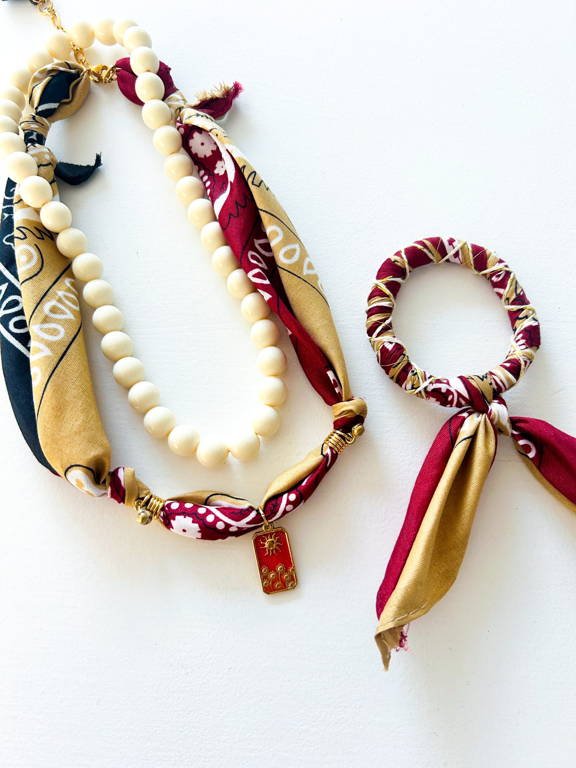 Bandana armband bordeaux-zand - Image 4