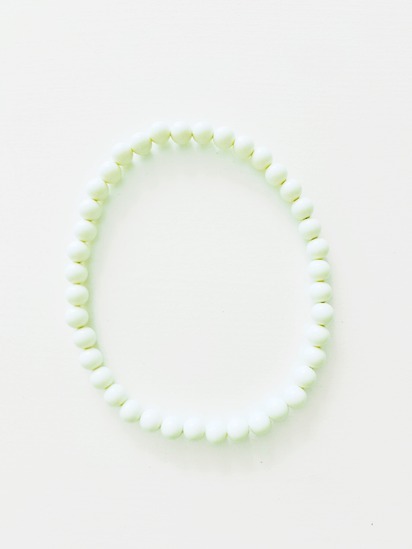 Kralenketting off white